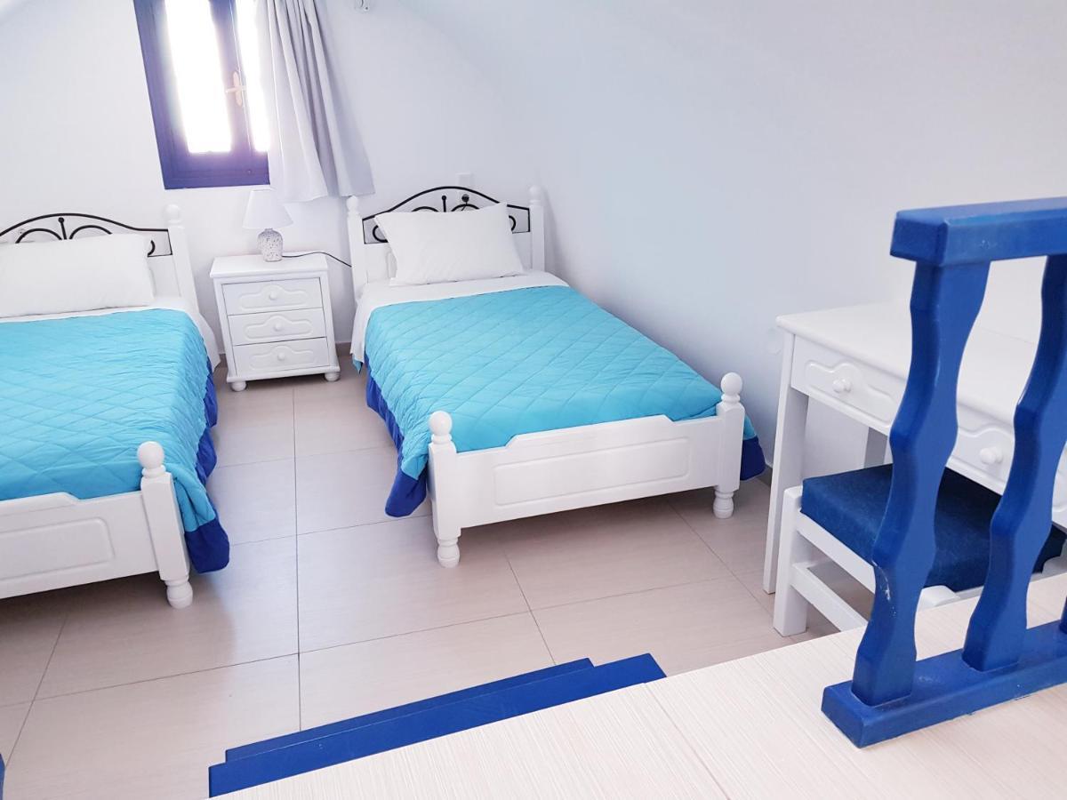 White & Blue Appartement Perivolos  Buitenkant foto