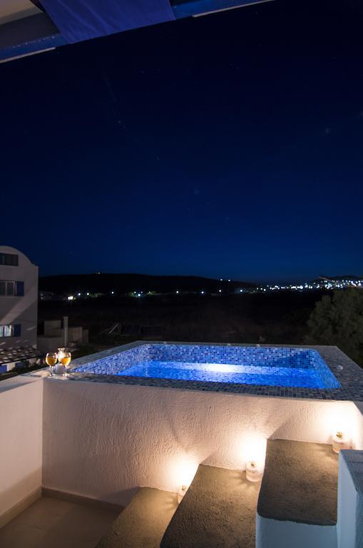 White & Blue Appartement Perivolos  Kamer foto